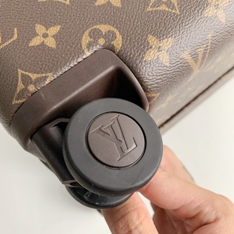 L0*is V*t0n Suitcase 20 inches