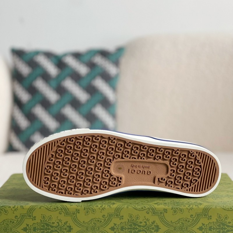 G*u*i High-top shoes