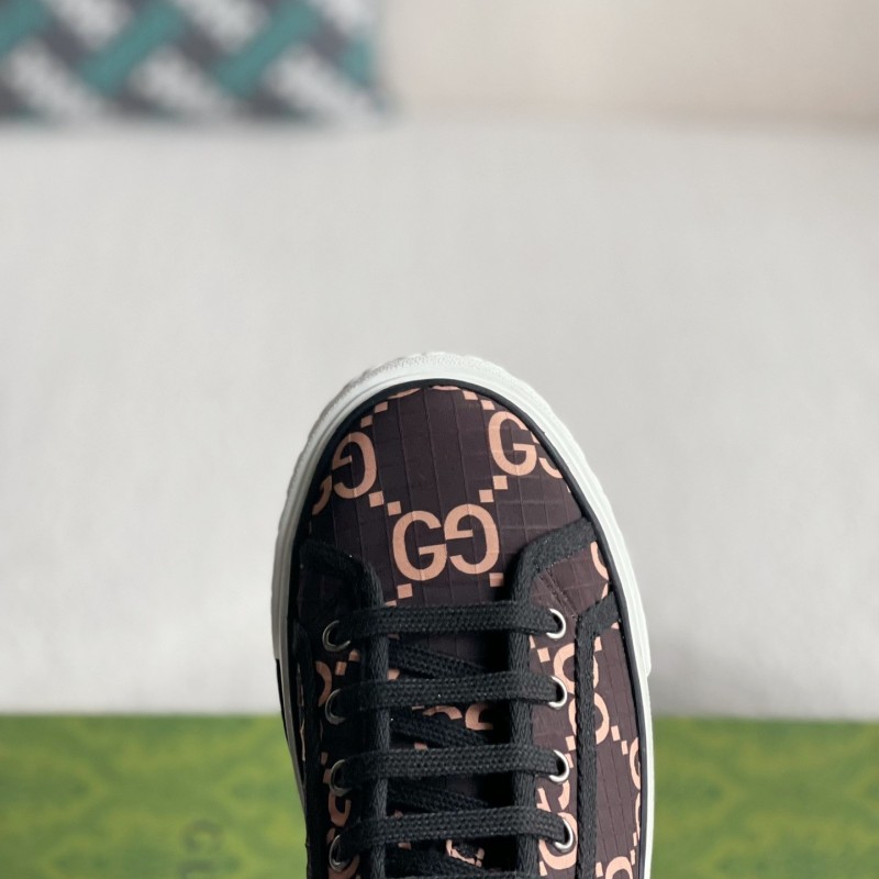 G*u*i High-top shoes