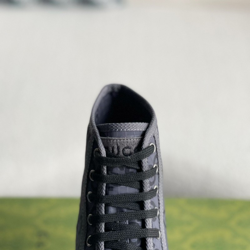 G*u*i High-top shoes