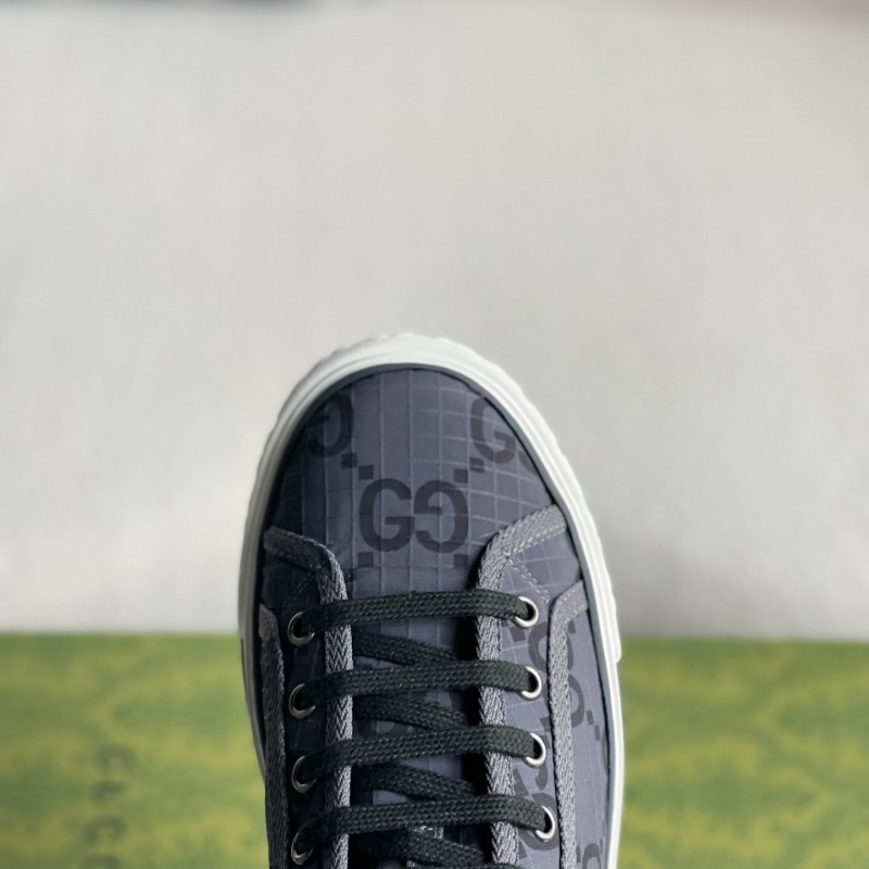 G*u*i High-top shoes