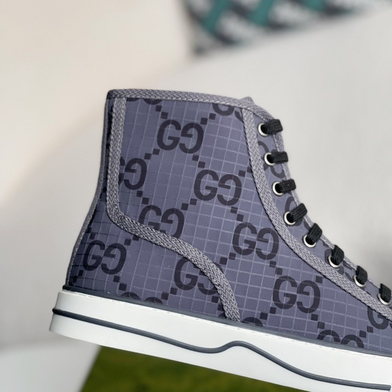 G*u*i High-top shoes