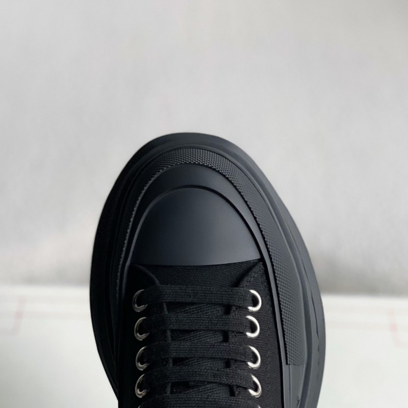 Ale*d*r M*Q*en Sneakers
