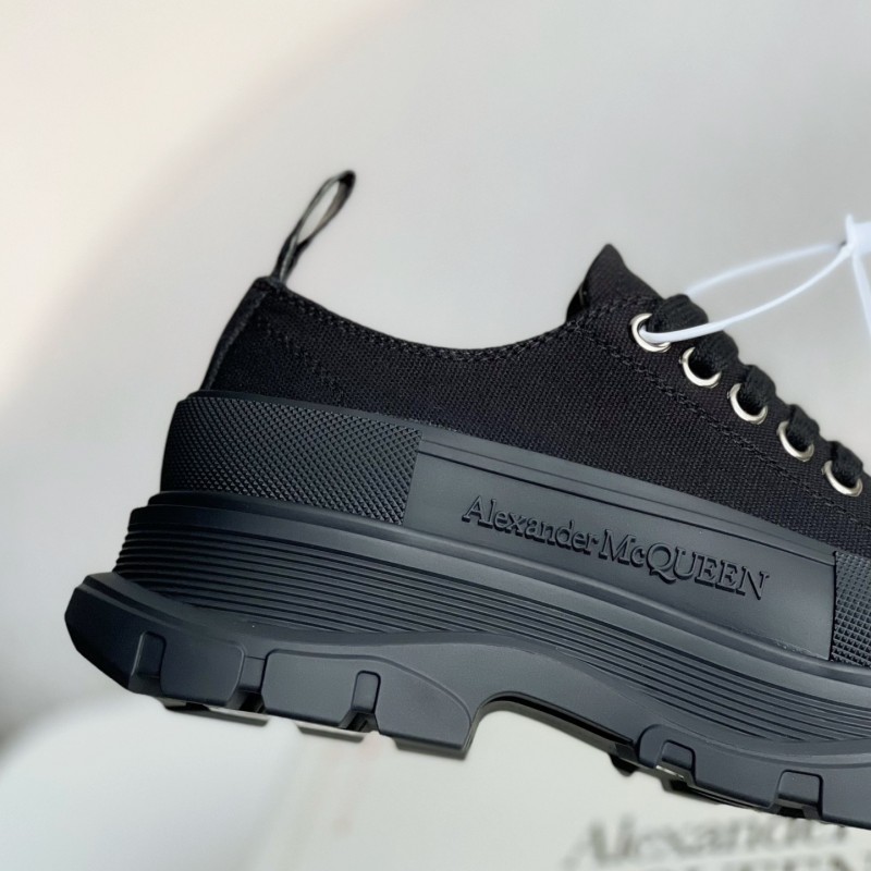 Ale*d*r M*Q*en Sneakers