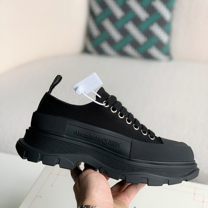 Ale*d*r M*Q*en Sneakers