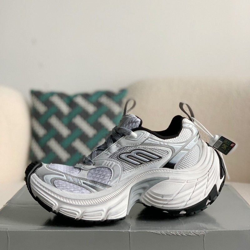 Ba*len*cia*ga Runner Sneaker