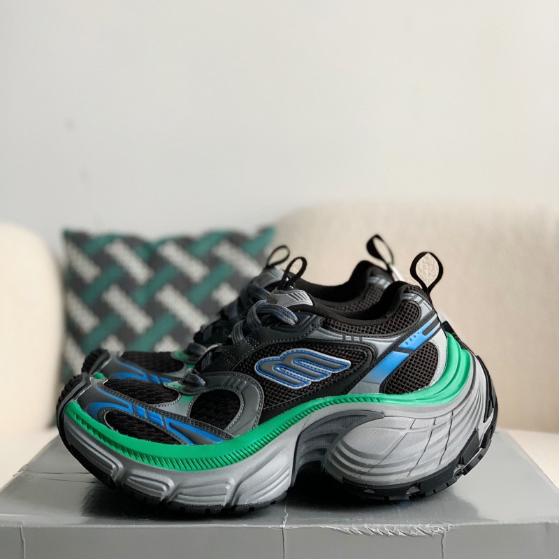 Ba*len*cia*ga Runner Sneaker