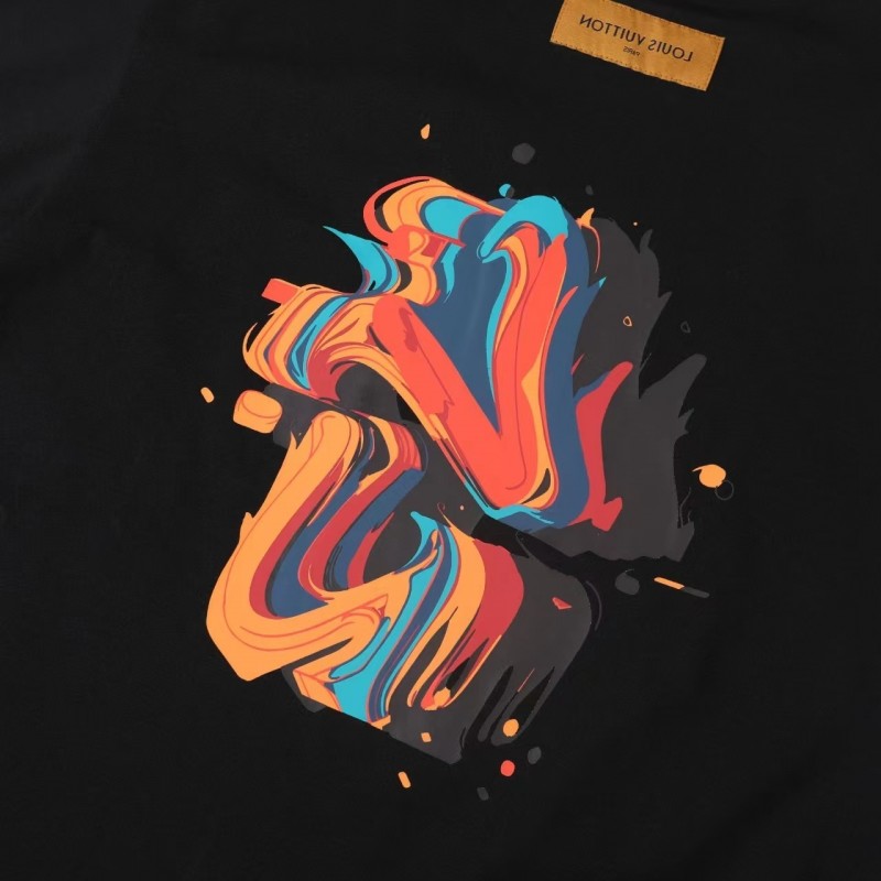 L0*is V*t0n 23ss front and back patterned t-shirt