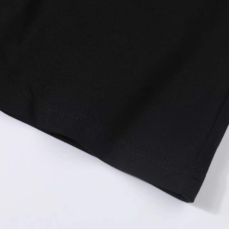 L0*is V*t0n 23ss front and back patterned t-shirt