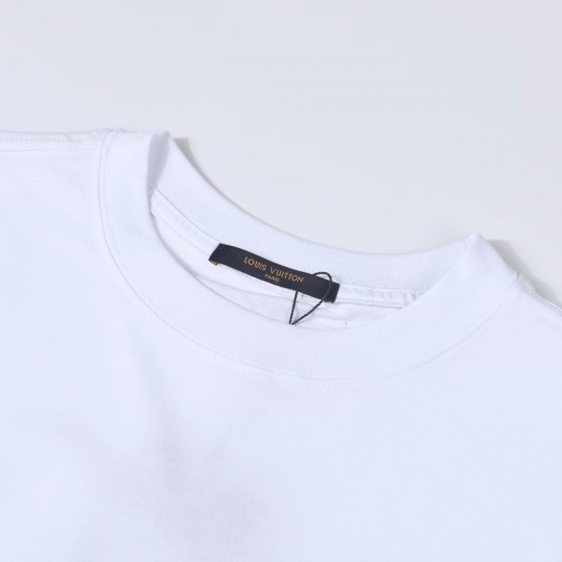 L0*is V*t0n 23ss front and back patterned t-shirt