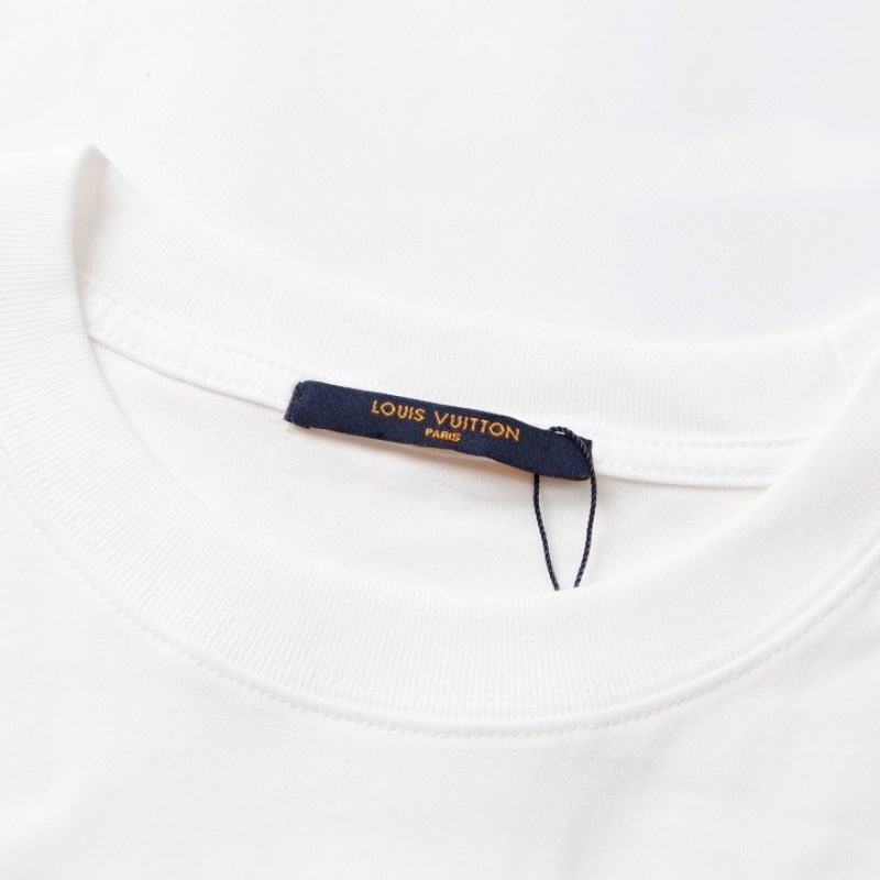 L0*is V*t0n 23ss front and back patterned t-shirt