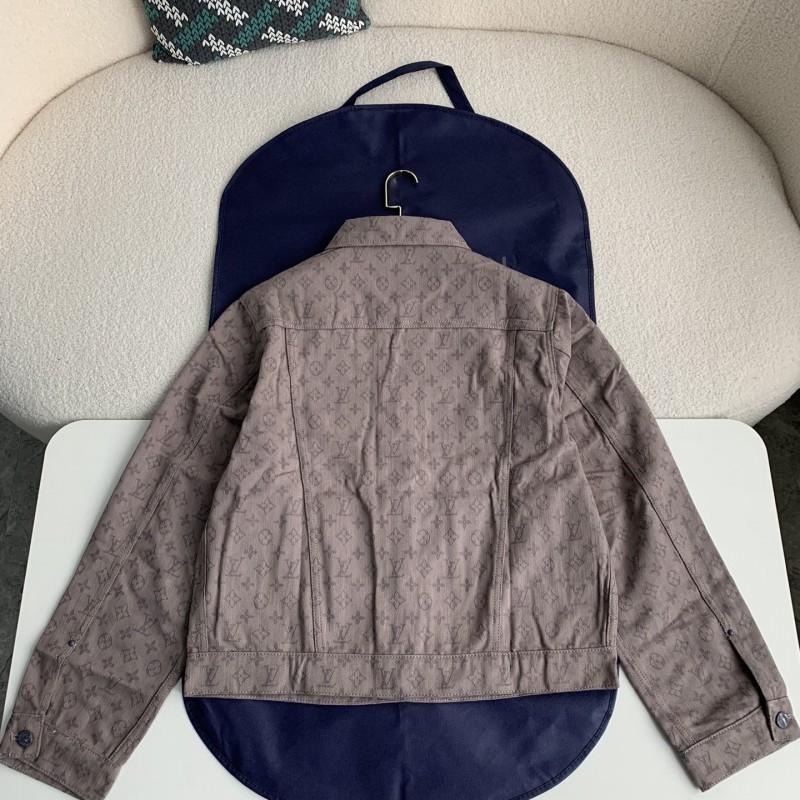 L0*is V*t0n  Jackets