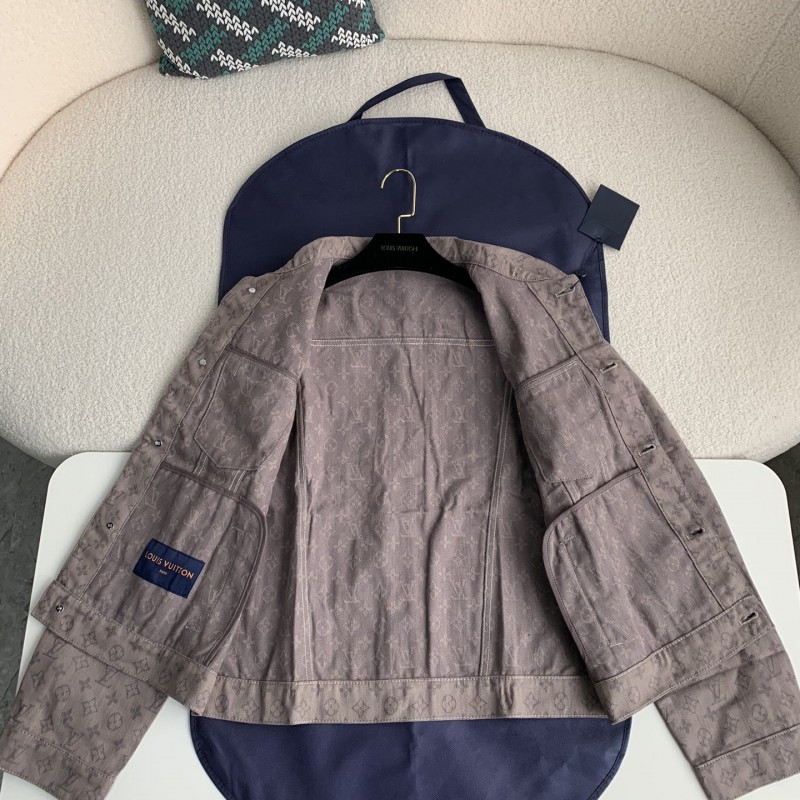 L0*is V*t0n  Jackets