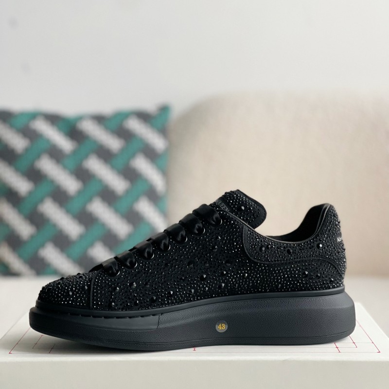 Ale*d*r M*Q*en Sneakers