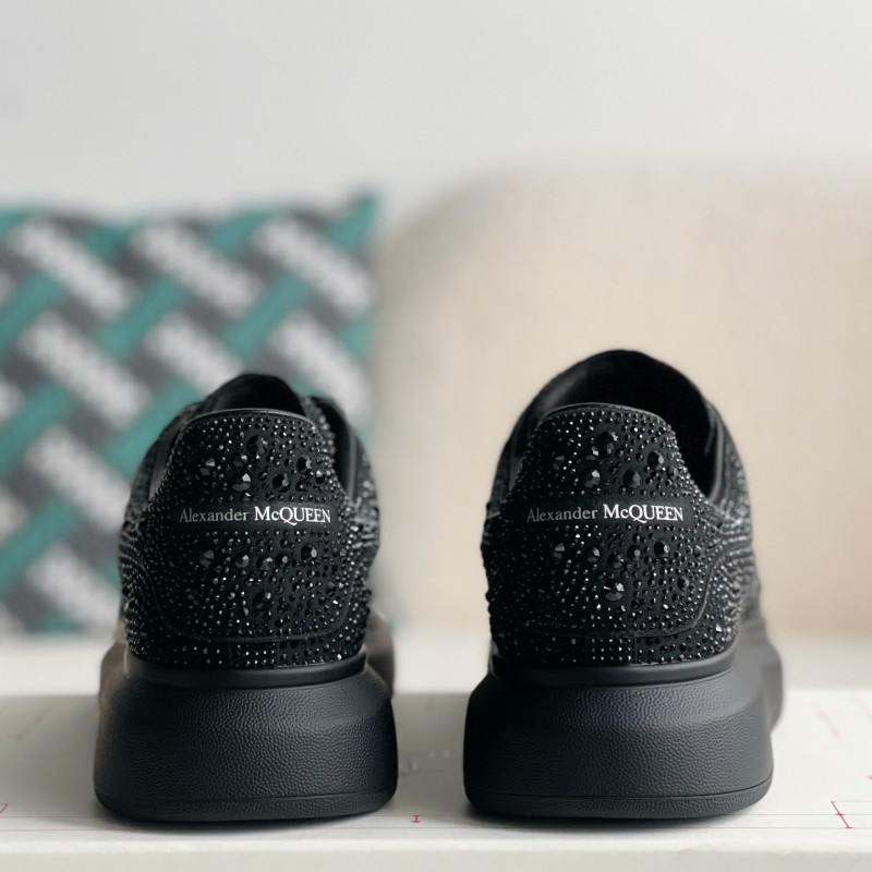 Ale*d*r M*Q*en Sneakers