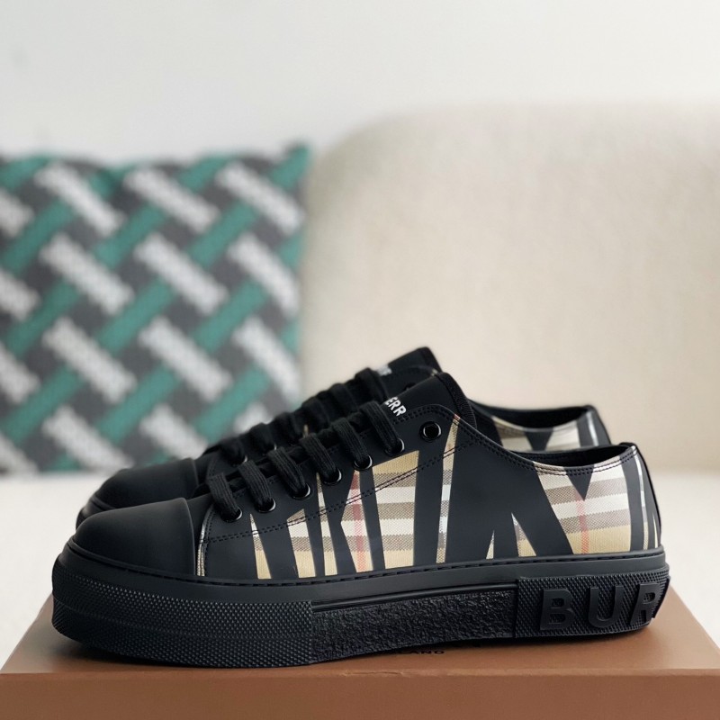 B**rry Low cut casual sports shoes