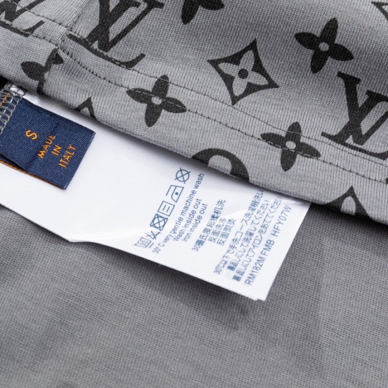 L0*is V*t0n 230,000 new T-shirts for spring and summer