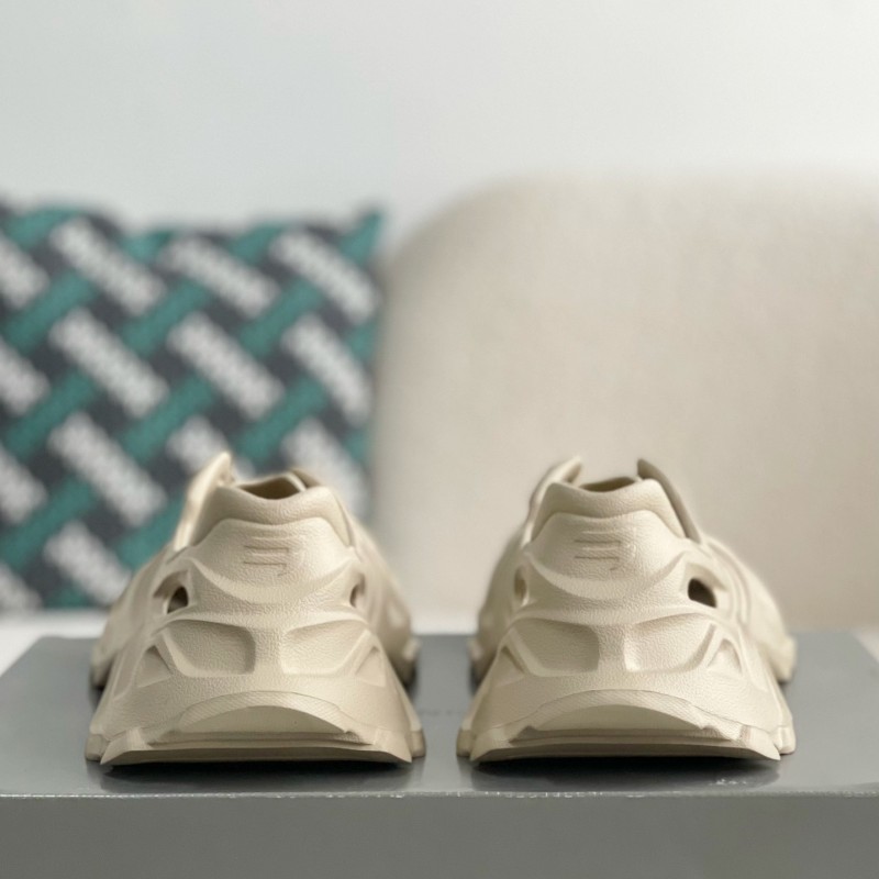 Ba*len*cia*ga rubber sneakers