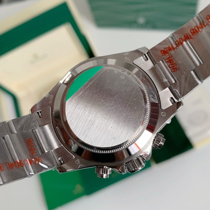 R*l*x Trithong had his own Cal.4130