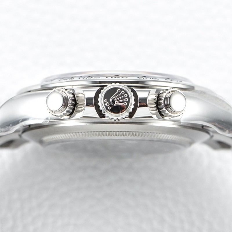 R*l*x Trithong had his own Cal.4130