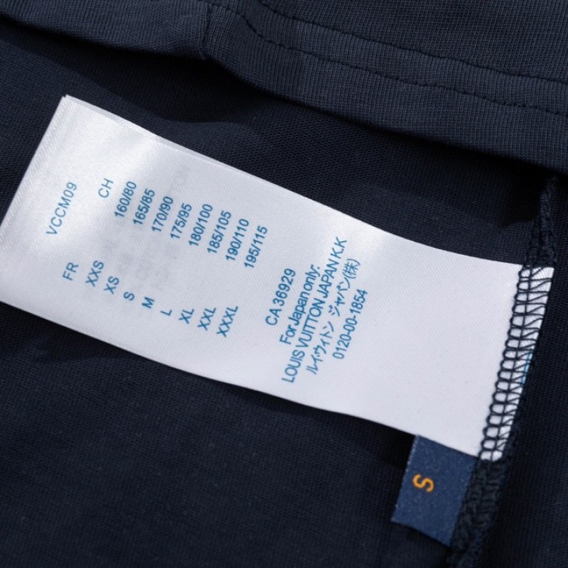 L0*is V*t0n 23ss small plane full print pattern gold classic T-shirt