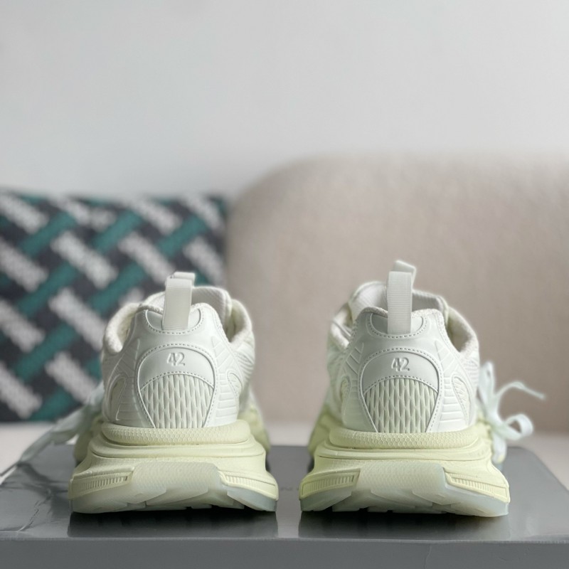 Ba*len*cia*ga Runner Sneakers