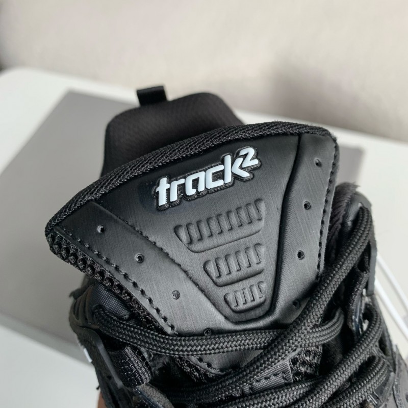 Ba*len*cia*ga Runner Sneakers