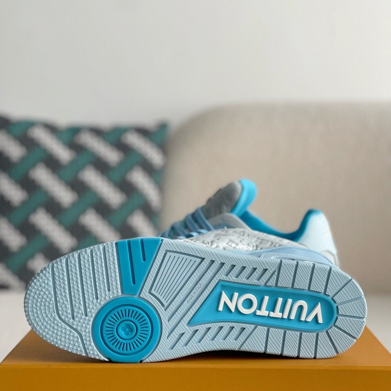 L0*is V*t0n SNEAKERS