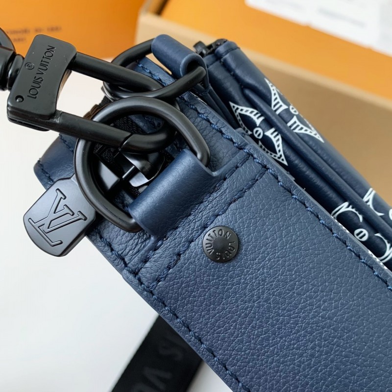 L0*is V*t0n The new TRIO Postman Pack M24753  Size： 25*18.5*7cm