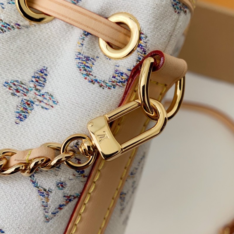 L0*is V*t0n The new Nano No é M83453  Size：13*16*10cm