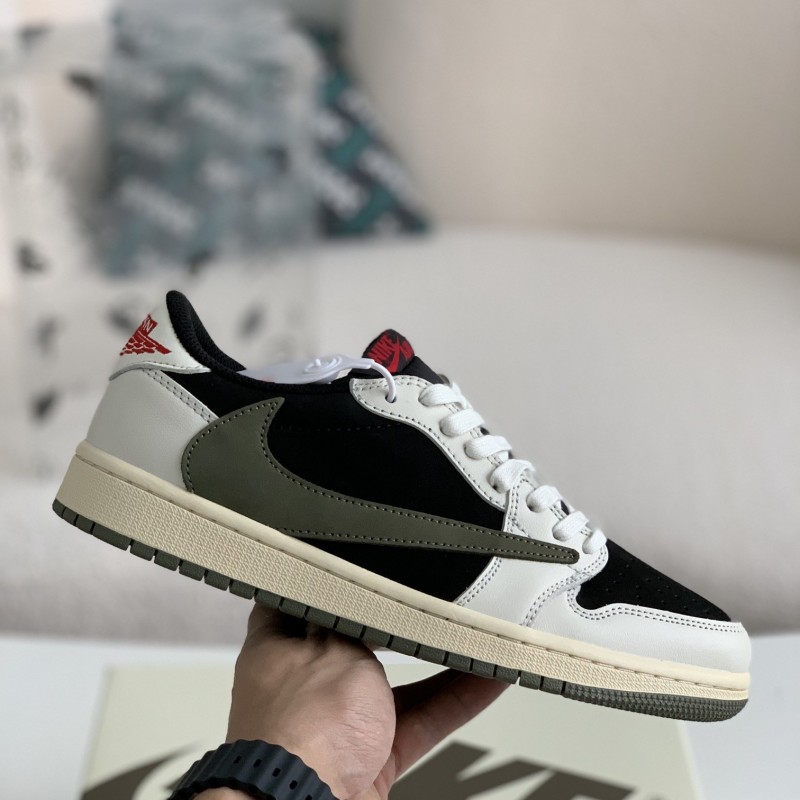 Nike AirJordan1 x TravisScott  AJ Low