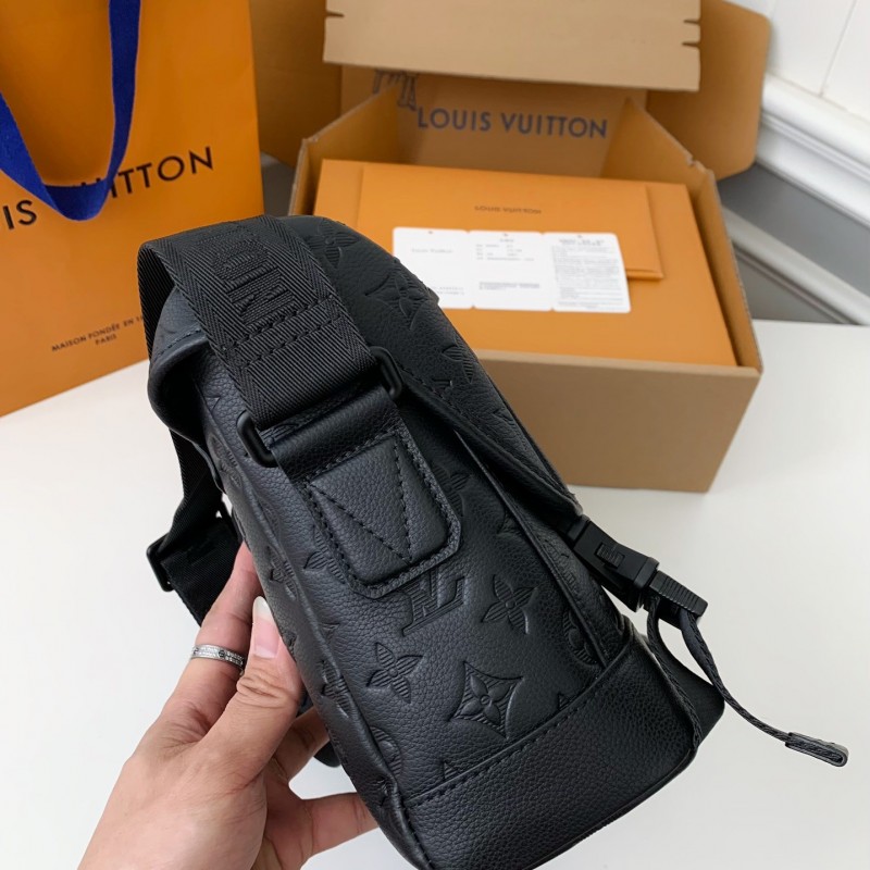 New L0*is V*t0n VOYAGER small men