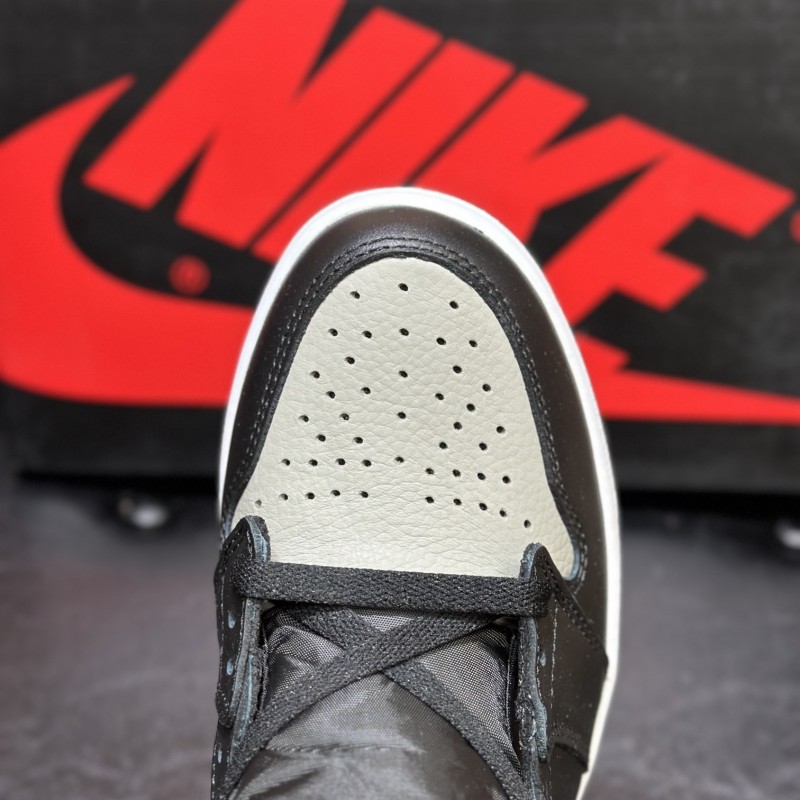 Air Jordan 1 Retro High OG Shadow Black Grey