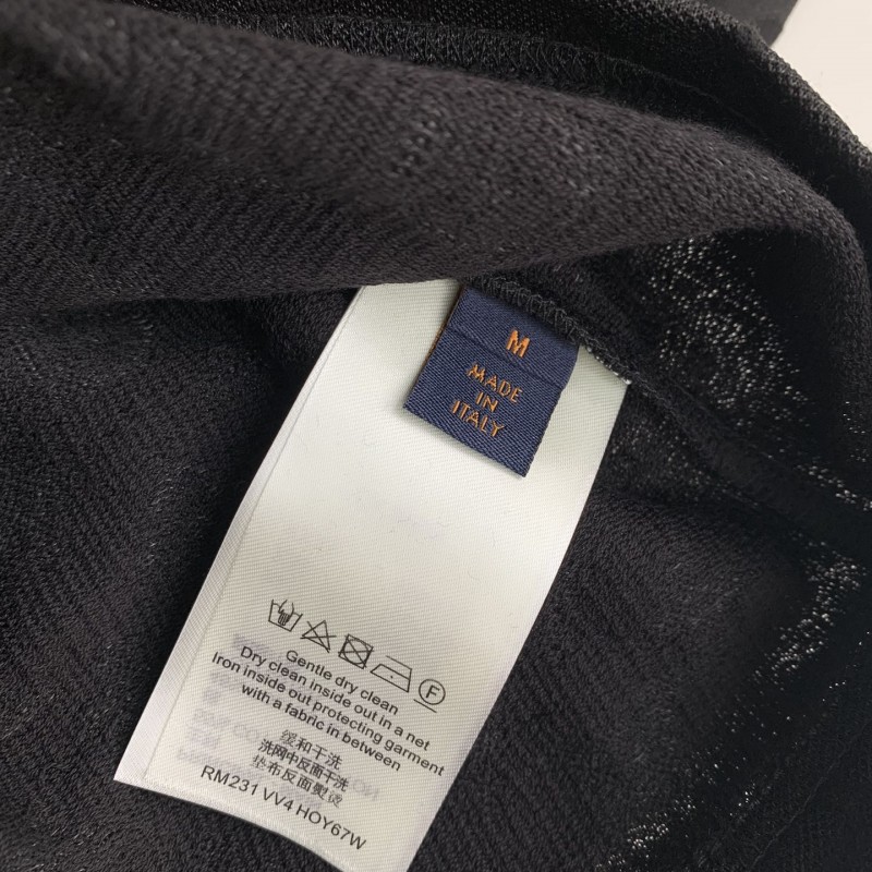 L0*is V*t0n Letter Logo t-shirt