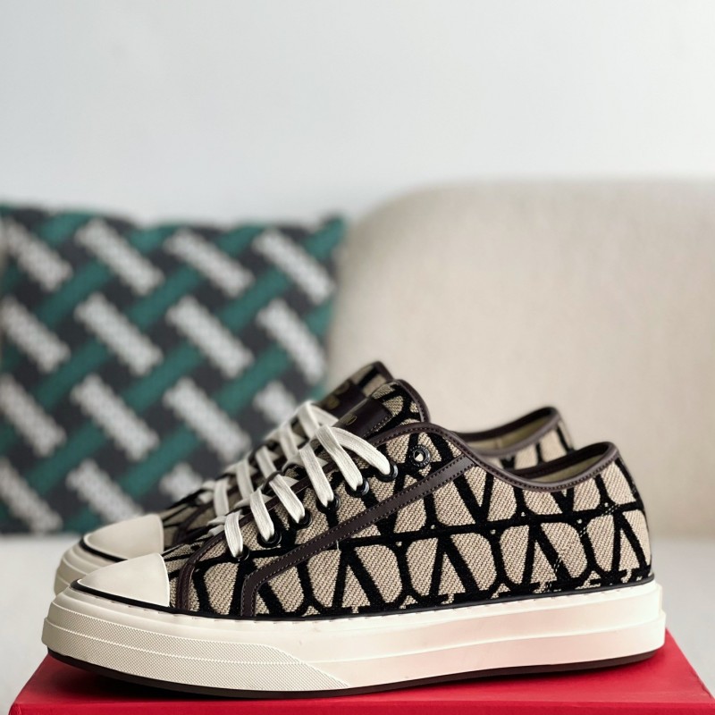 va*t*no Sneakers