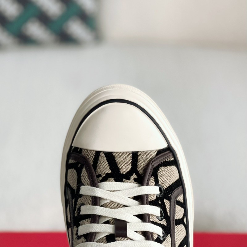 va*t*no Sneakers