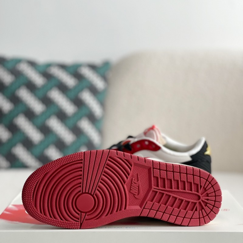 Trophy Room x Jordan Air Jordan 1 Low Golf  Sneakers