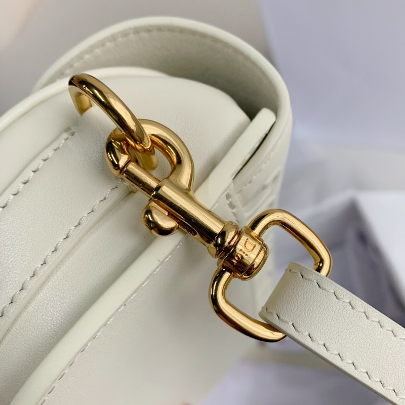 D*0r Bobby East-West Armpit bag Size:21*5*12cm