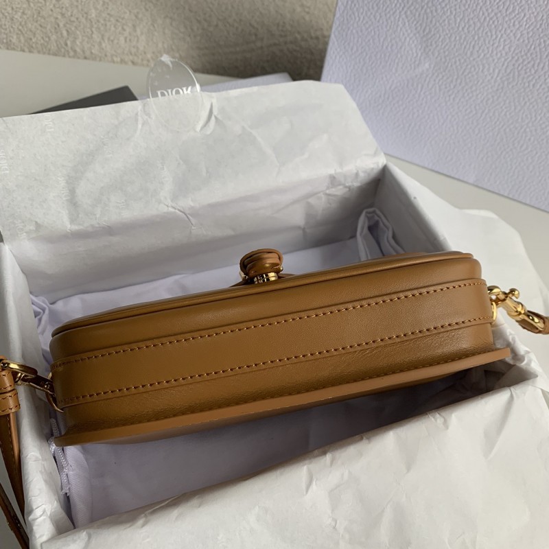D*0r Bobby East-West Armpit bag Size:21*5*12cm