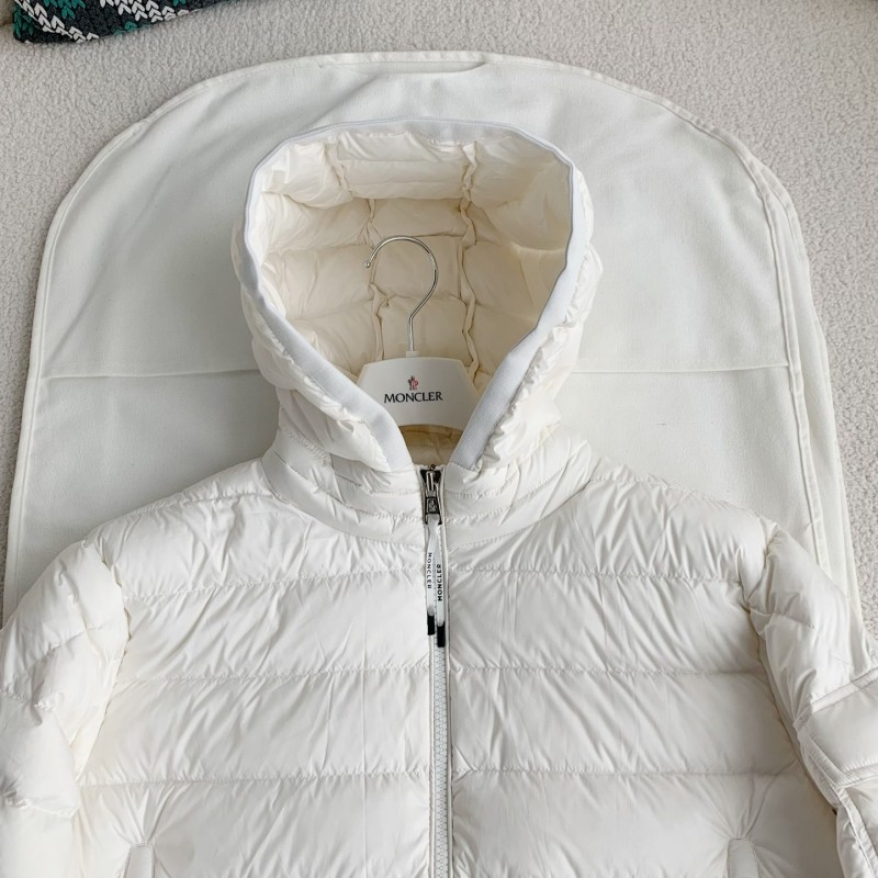 Moncler Montbeliard down jacket