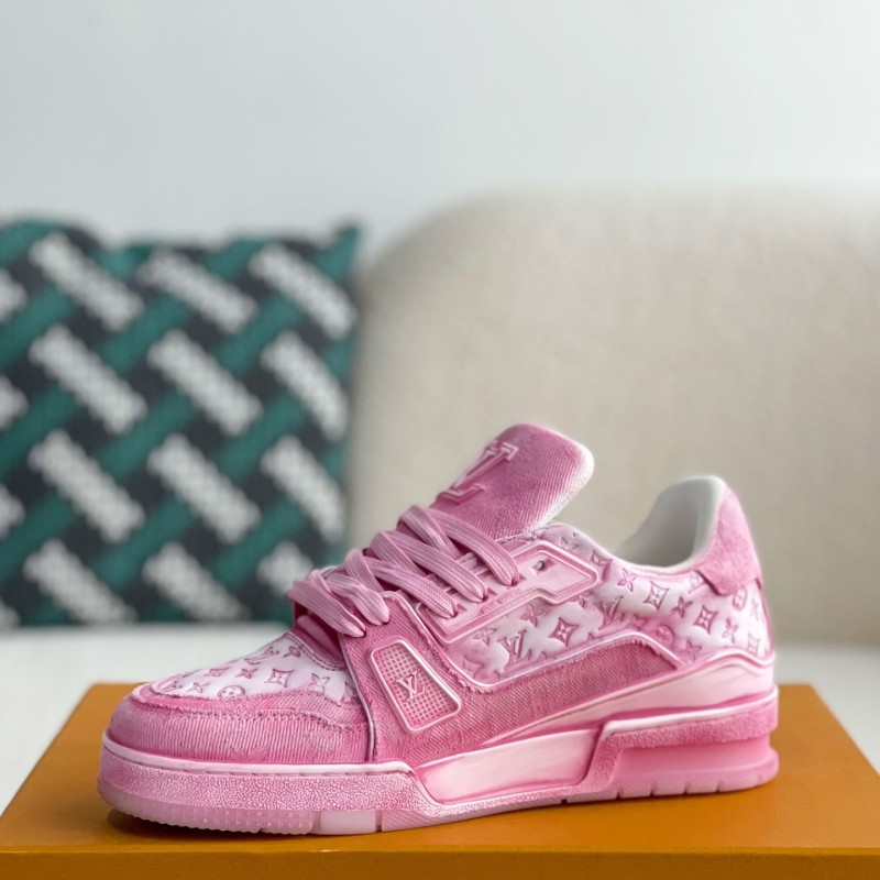 L0*is V*t0n TRAINER SNEAKERS