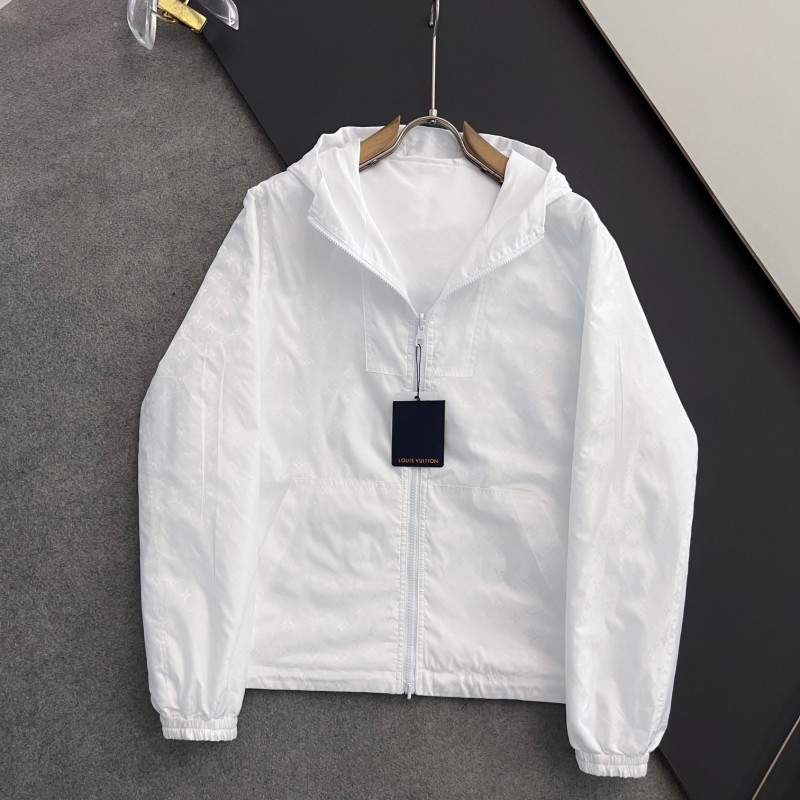 L0*is V*t0n 24 new double-sided printed Presbyterian jacket